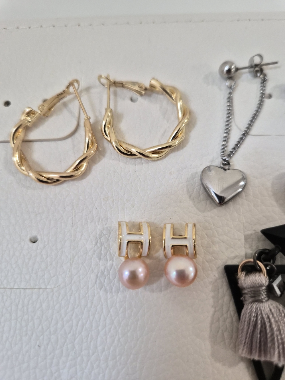 Earring Bundle - Picture 3 of 3